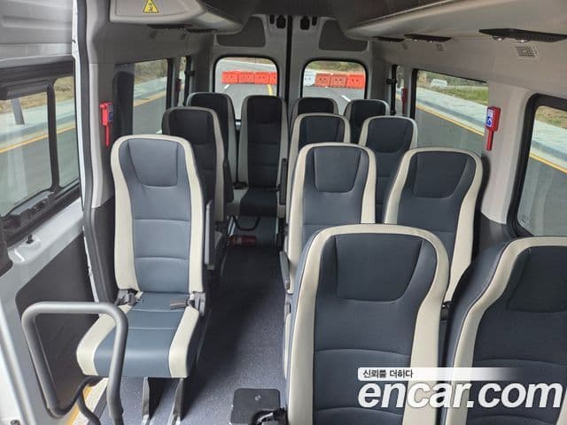 Hyundai 쏠라티 Luxury, 2024 17