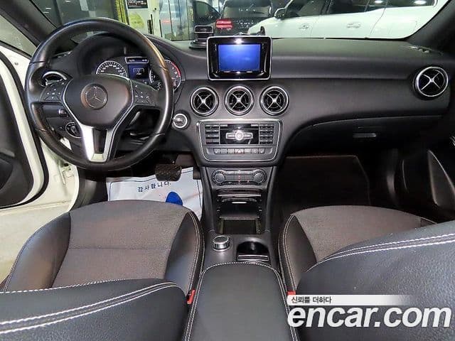 Mercedes-Benz A-класс W176 Style, 2015 10