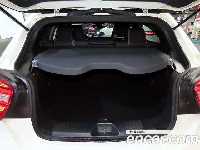 Mercedes-Benz A-класс W176 Style, 2015 17