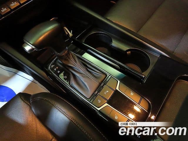 Kia All New K7 3.0 LPI Luxury (арендный автомобиль), 2016 12