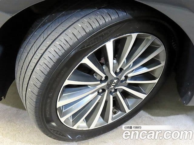 Kia All New K7 3.0 LPI Luxury (арендный автомобиль), 2016 20