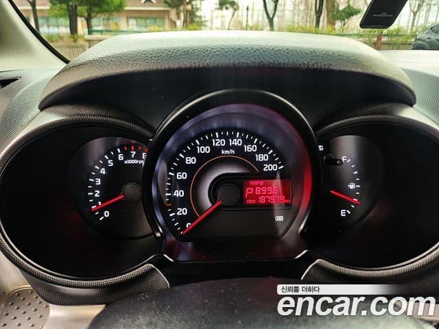 Kia Ray Deluxe, 2016 15