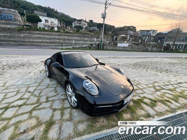 Porsche 911 (992) Carrera, 2020 1