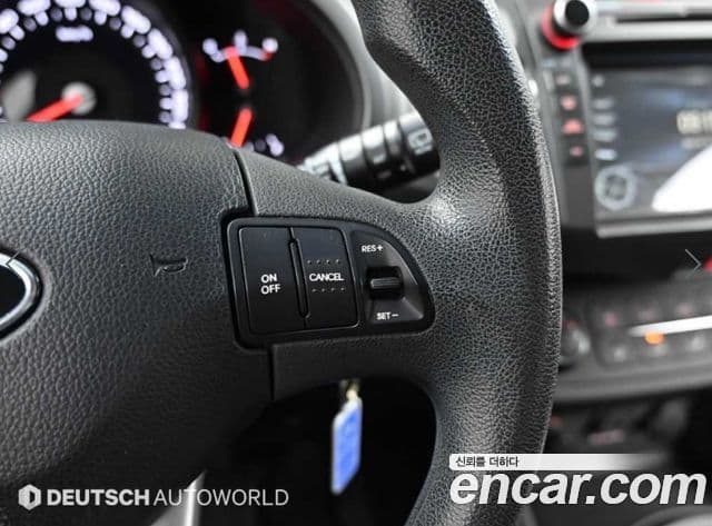 Kia Sportage R дизель 2WD LX, 2012 17