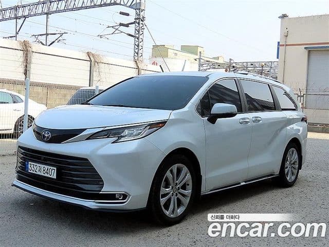 Toyota Sienna 4세대, 2023 2