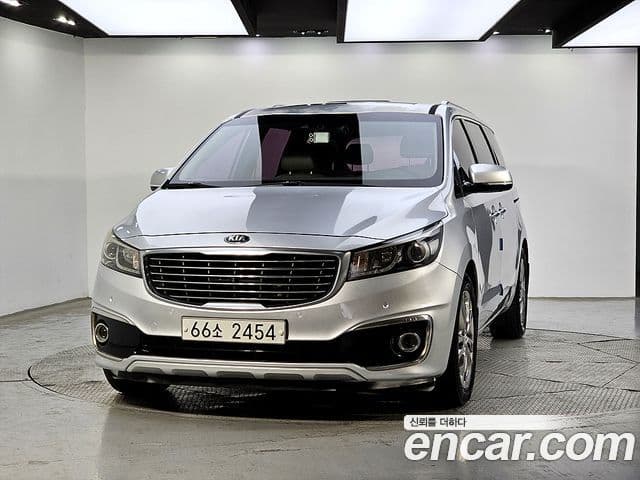 Kia All New Carnival Noblesse, 2016 1