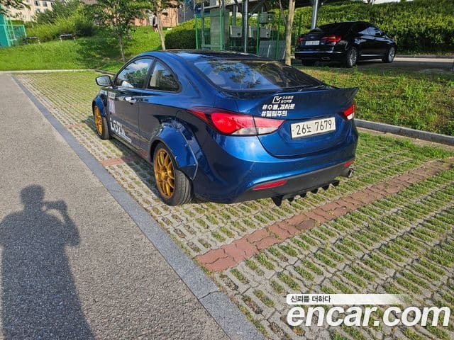 Hyundai Avante купе 2.0 GDi Smart, 2016 все фото