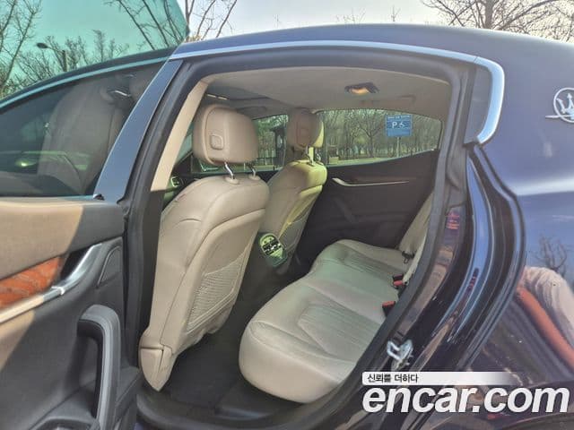 Maserati 기블리 3세대, 2016 19