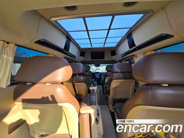 Hyundai Grand Starex 4WD лимузин, 2015 4