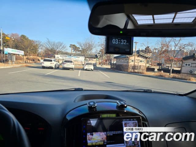 Hyundai Grand Starex 4WD лимузин, 2015 11