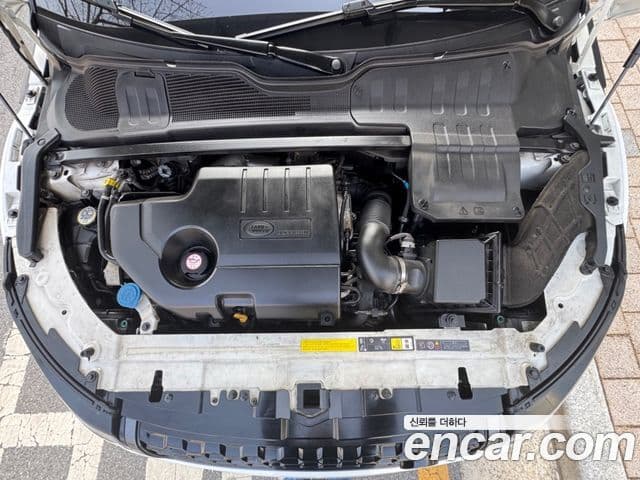 Land Rover Range Rover Evoque 2.0 TD4 HSE Dynamic кабриолет, 2019 12