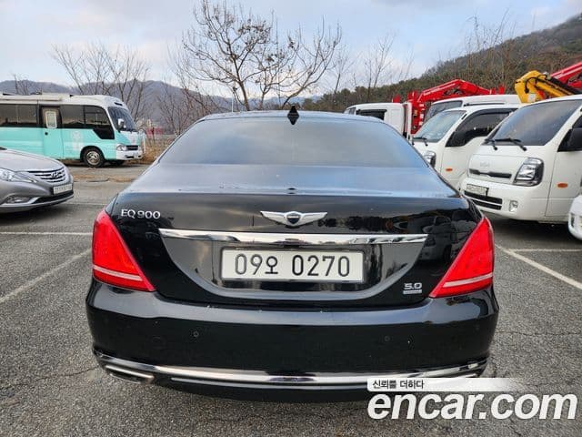 Genesis EQ900 Prestige, 2016 4