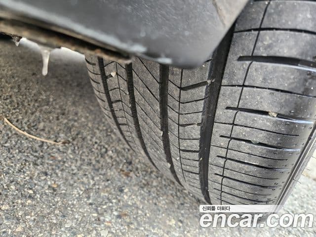 Genesis EQ900 Prestige, 2016 12