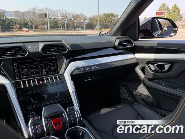 Lamborghini Urus 4.0 V8, 2019 12