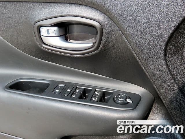 Jeep Renegade 2.0 дизель Longitude AWD, 2017 11