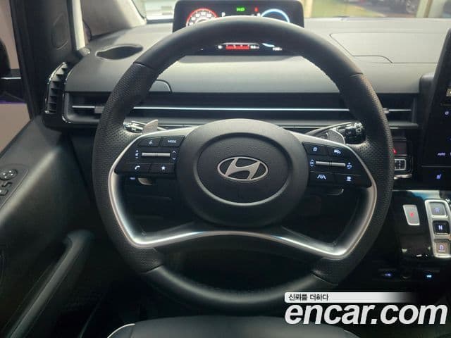 Hyundai Staria Inspiration, 2025 8