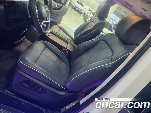 Hyundai Staria Inspiration, 2025 16