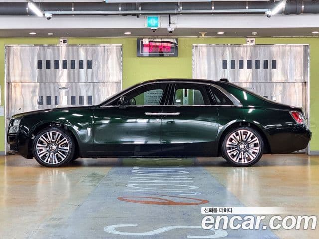 Rolls-Royce 고스트 2세대, 2021 2