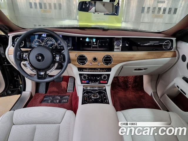 Rolls-Royce 고스트 2세대, 2021 7