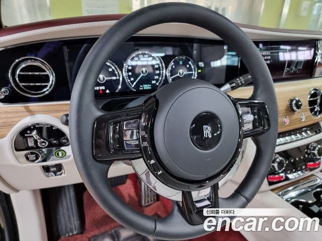 Rolls-Royce 고스트 2세대, 2021 13