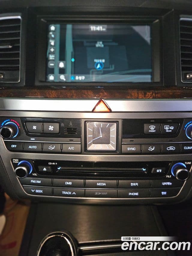 Hyundai Genesis DH Modern, 2015 10