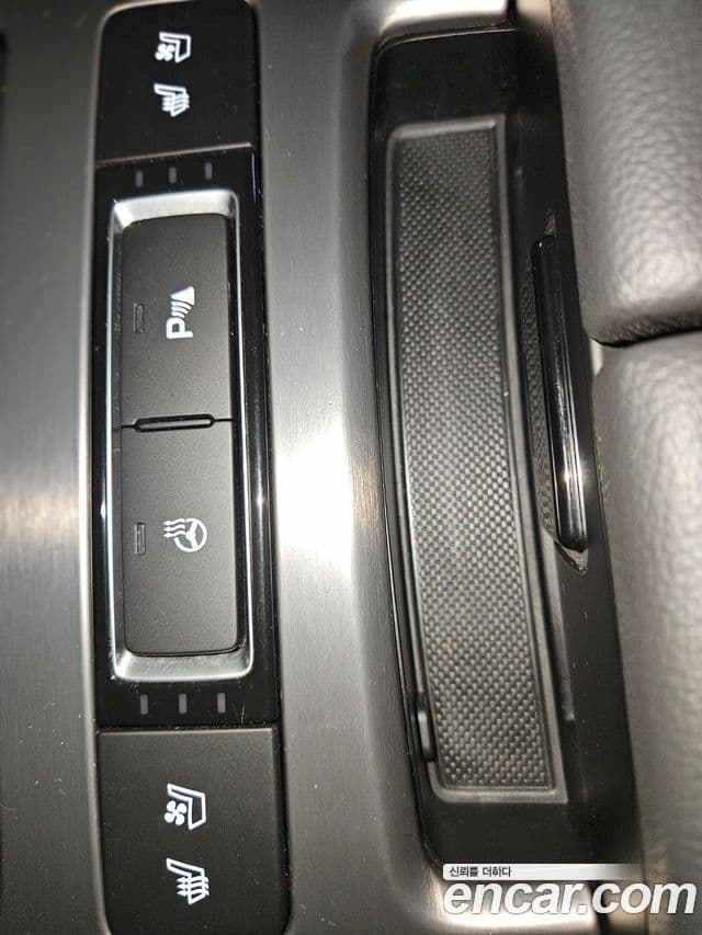 Hyundai Genesis DH Modern, 2015 12