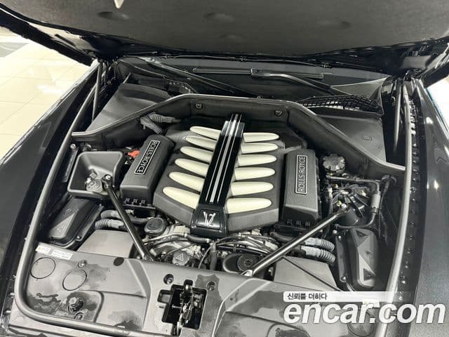 Rolls-Royce 고스트 6.6 EWB V12, 2013 все фото