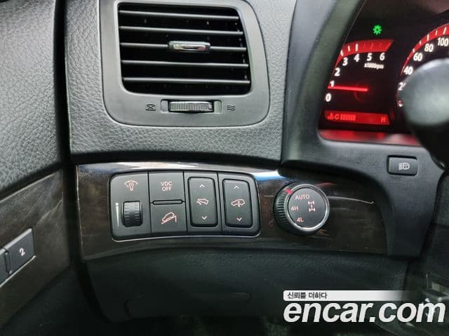 Kia Mohave топовая версия, 2011 10