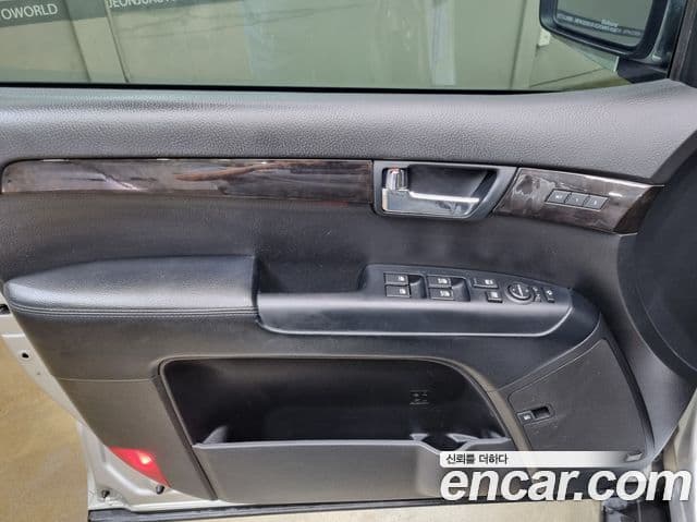 Kia Mohave топовая версия, 2011 16