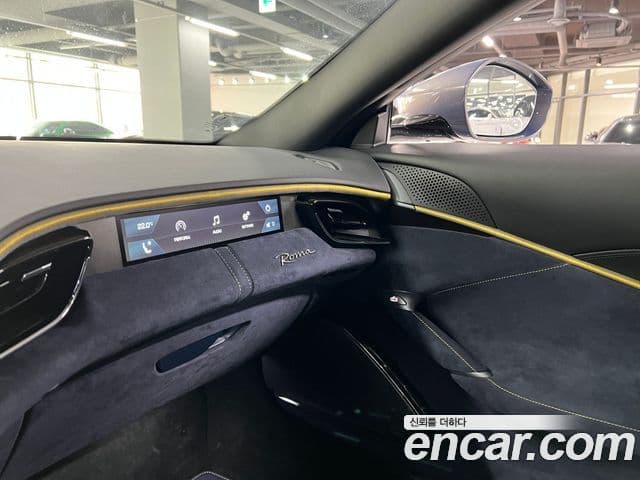 Ferrari 로마, 2021 14