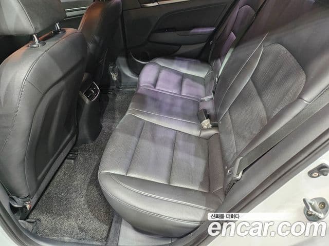 Hyundai Avante AD Modern, 2016 6