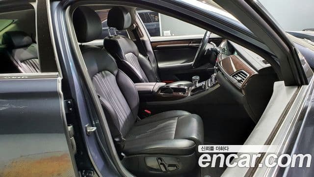 Genesis EQ900 Luxury, 2016 10