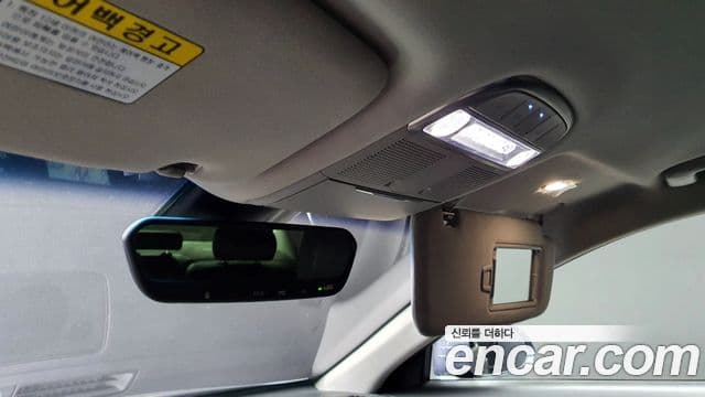 Genesis EQ900 Luxury, 2016 16