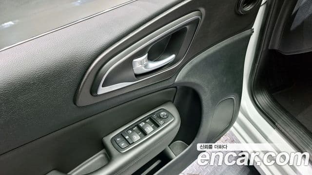 크라이슬러 200 2세대 2.4 Limited, 2015 17