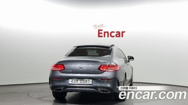 Mercedes-Benz C-класс W205 C200 купе, 2016 4