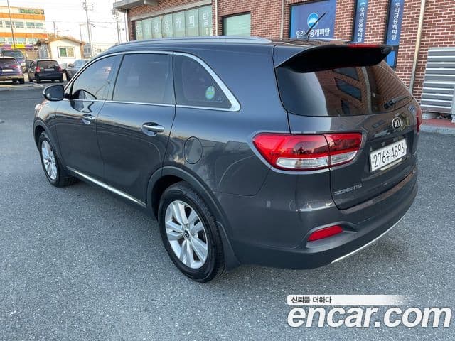 Kia All New Sorento Prestige, 2016 4
