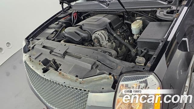 Cadillac Escalade 3세대, 2011 6