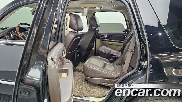 Cadillac Escalade 3세대, 2011 12