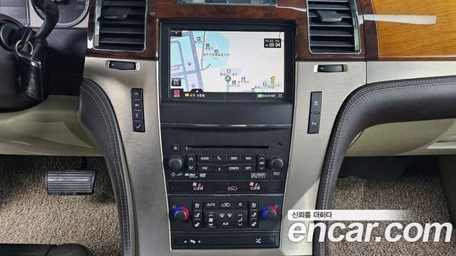 Cadillac Escalade 3세대, 2011 15