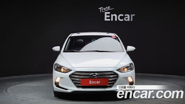 Hyundai Avante AD Modern, 2016 3