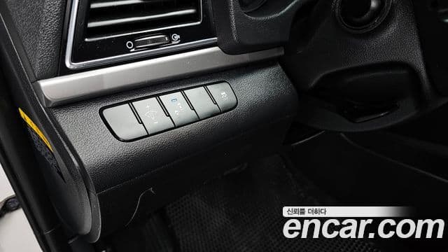 Hyundai Avante AD Modern, 2016 14