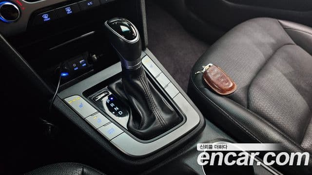 Hyundai Avante AD 1.6 GDI Smart, 2016 11