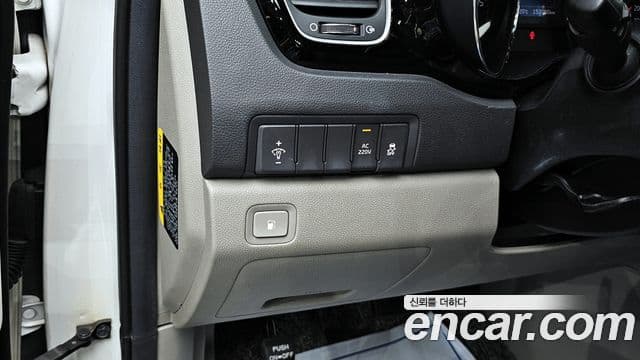 Kia All New Carnival Noblesse, 2016 12