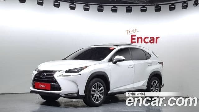 Lexus NX300h Supreme, 2017 1