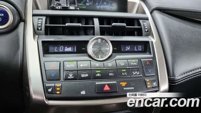 Lexus NX300h Supreme, 2017 17