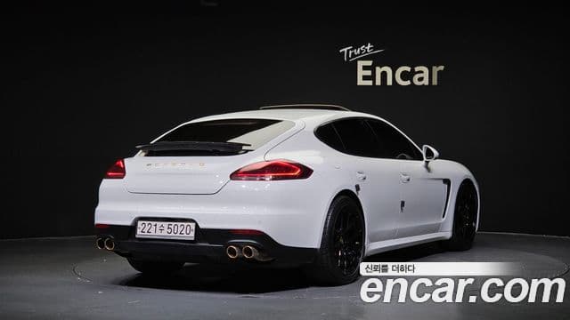 Porsche Panamera 970, 2015 2