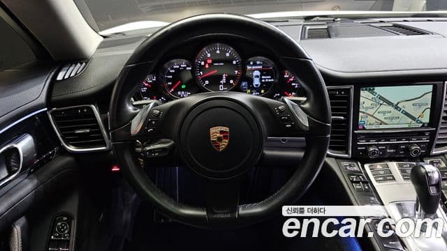 Porsche Panamera 970, 2015 13