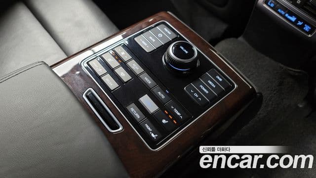 Hyundai Equus(новый кузов / новое поколение) Premium, 2015 19