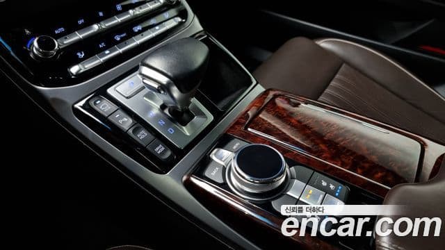 Genesis EQ900 Premium Luxury, 2016 9