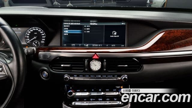 Genesis EQ900 Premium Luxury, 2016 16